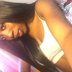 Meet your Posher, Kellce